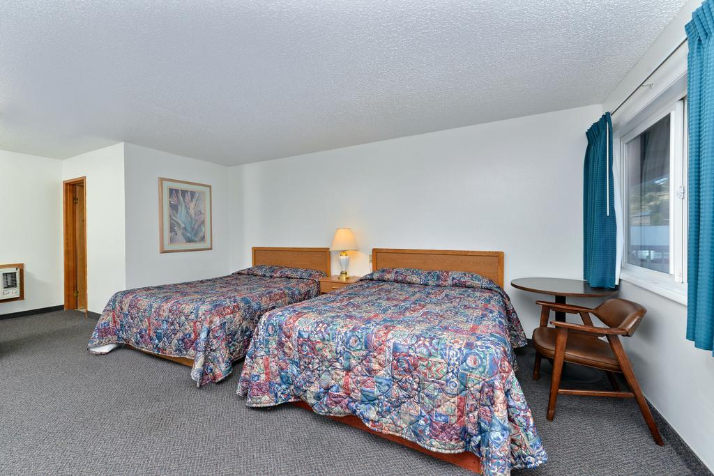 Rodeway Inn & Suites Arlington Dış mekan fotoğraf