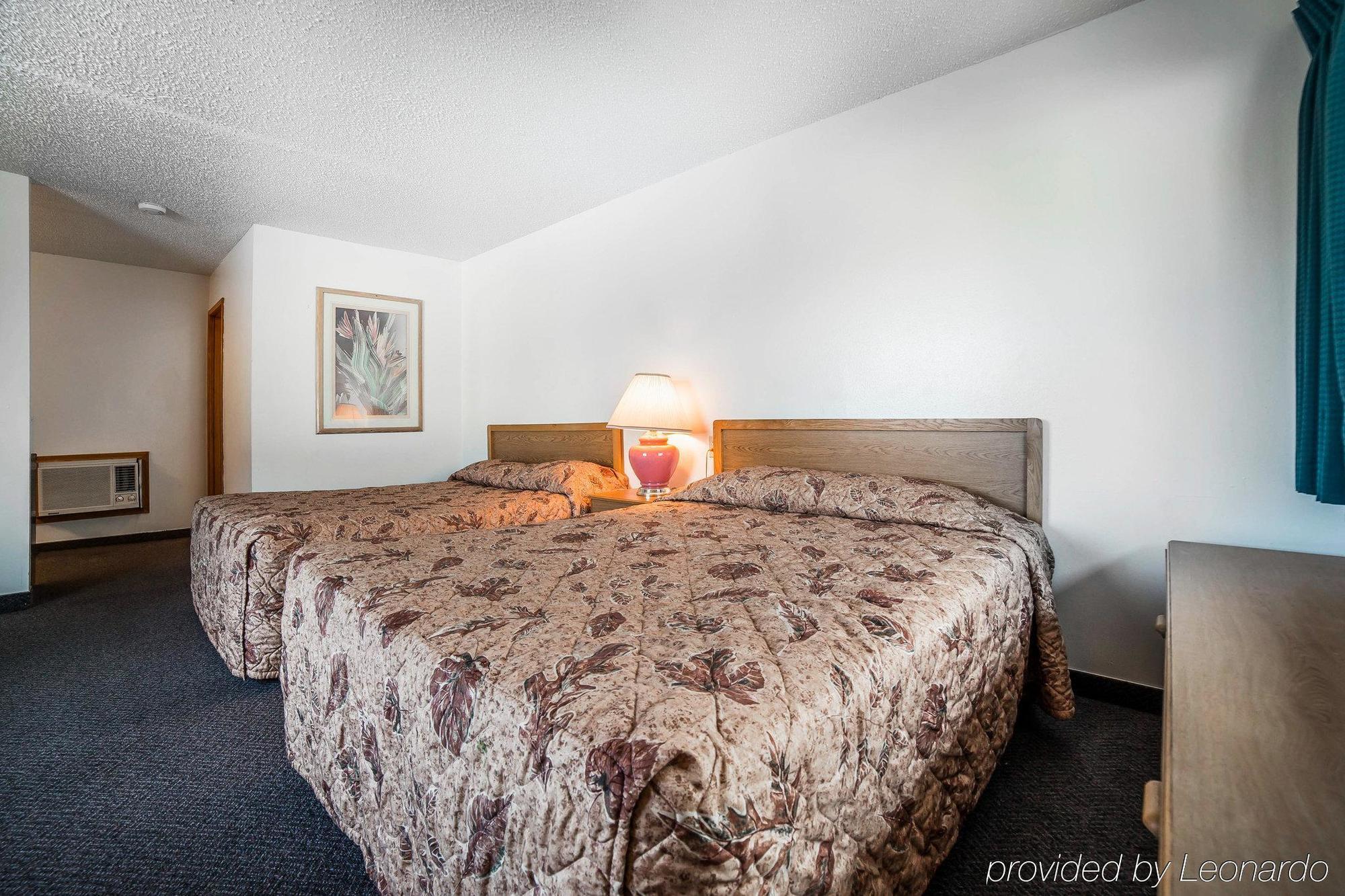 Rodeway Inn & Suites Arlington Dış mekan fotoğraf