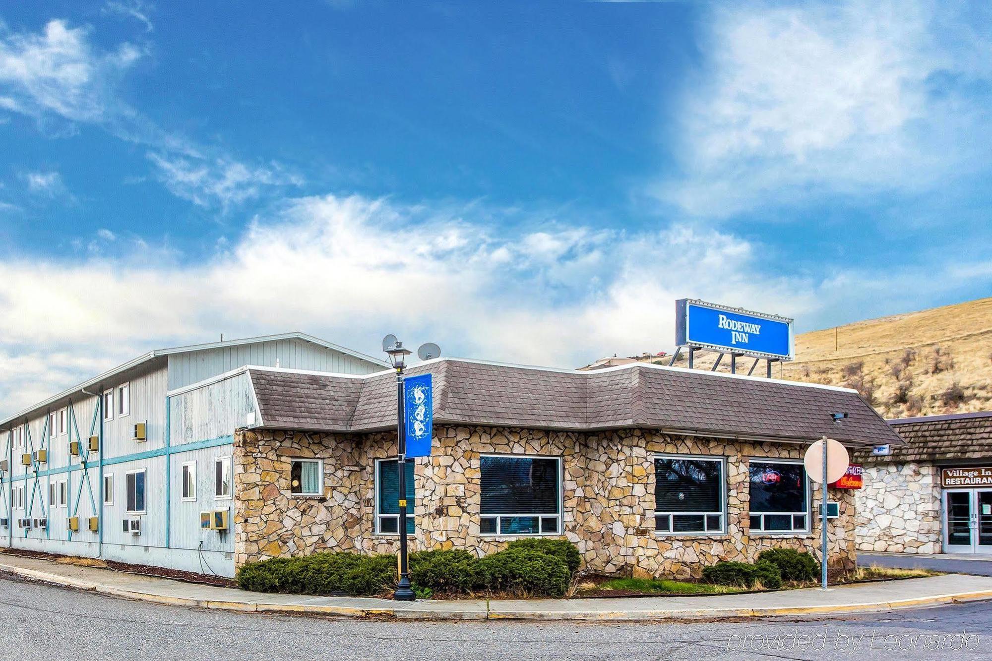 Rodeway Inn & Suites Arlington Dış mekan fotoğraf